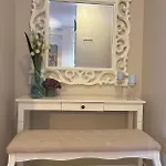 Private Bedroom Near Airport And Self Check In Habitación en casa particular